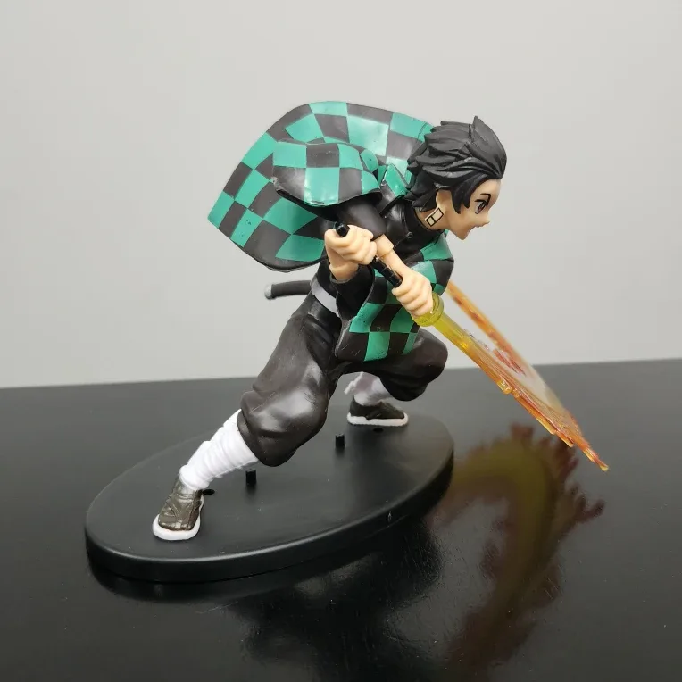 Tanjiro Kamado - Demon Slayer Figure image indicator(3)