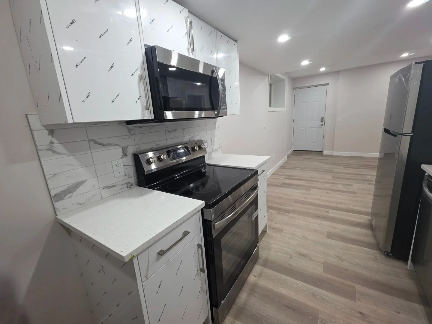 1 bedroom 1 bath basement for rent image indicator(3)