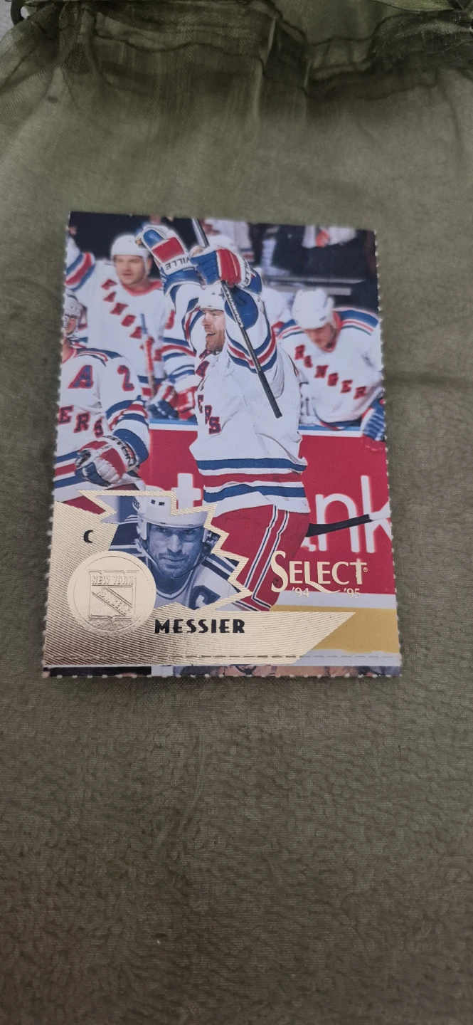 Mark Messier Hockey Card Premier Edition