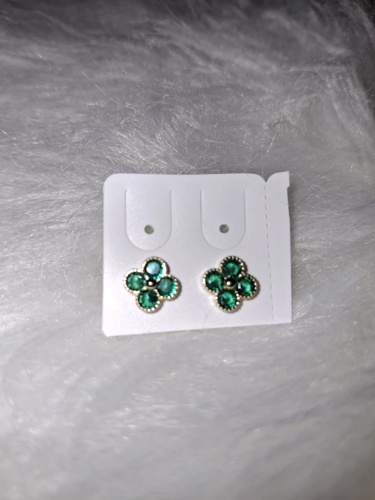 Clover Stud Earrings - Green & Gold