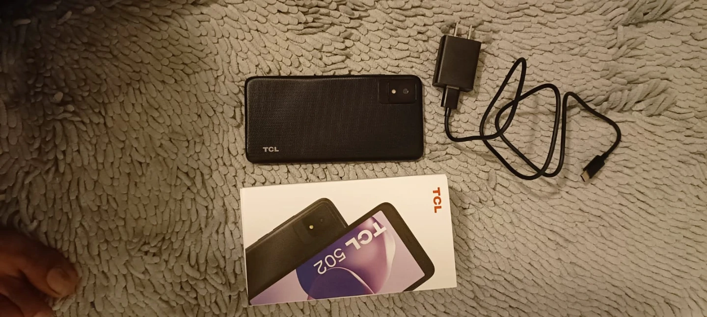 New TCL 502 Smartphone - Black - photo 2