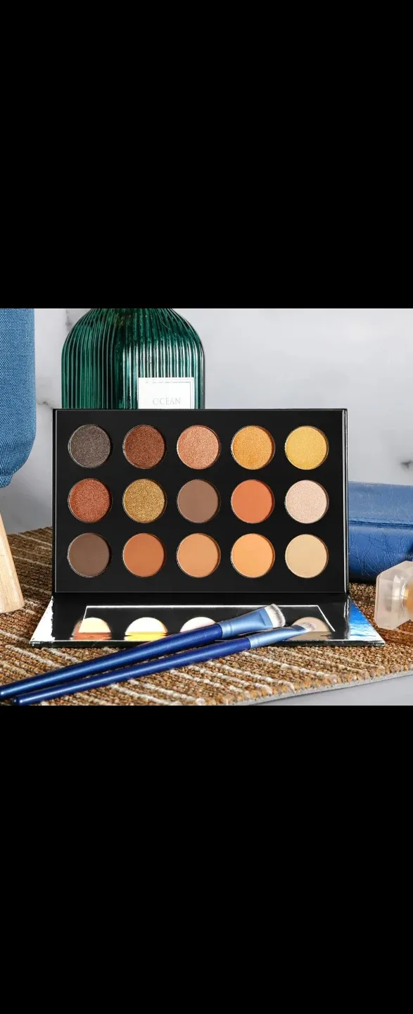 JANIAH'Z Paulette Eyeshadow Palette image indicator(5)