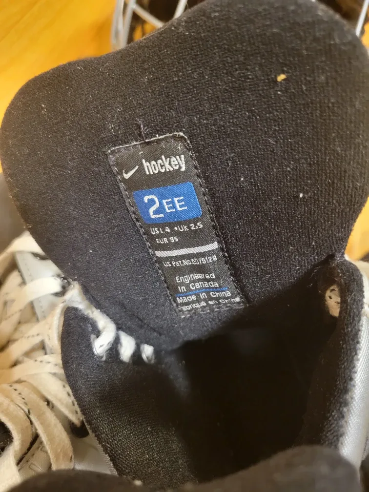 Nike Hockey Skates - Size US 4