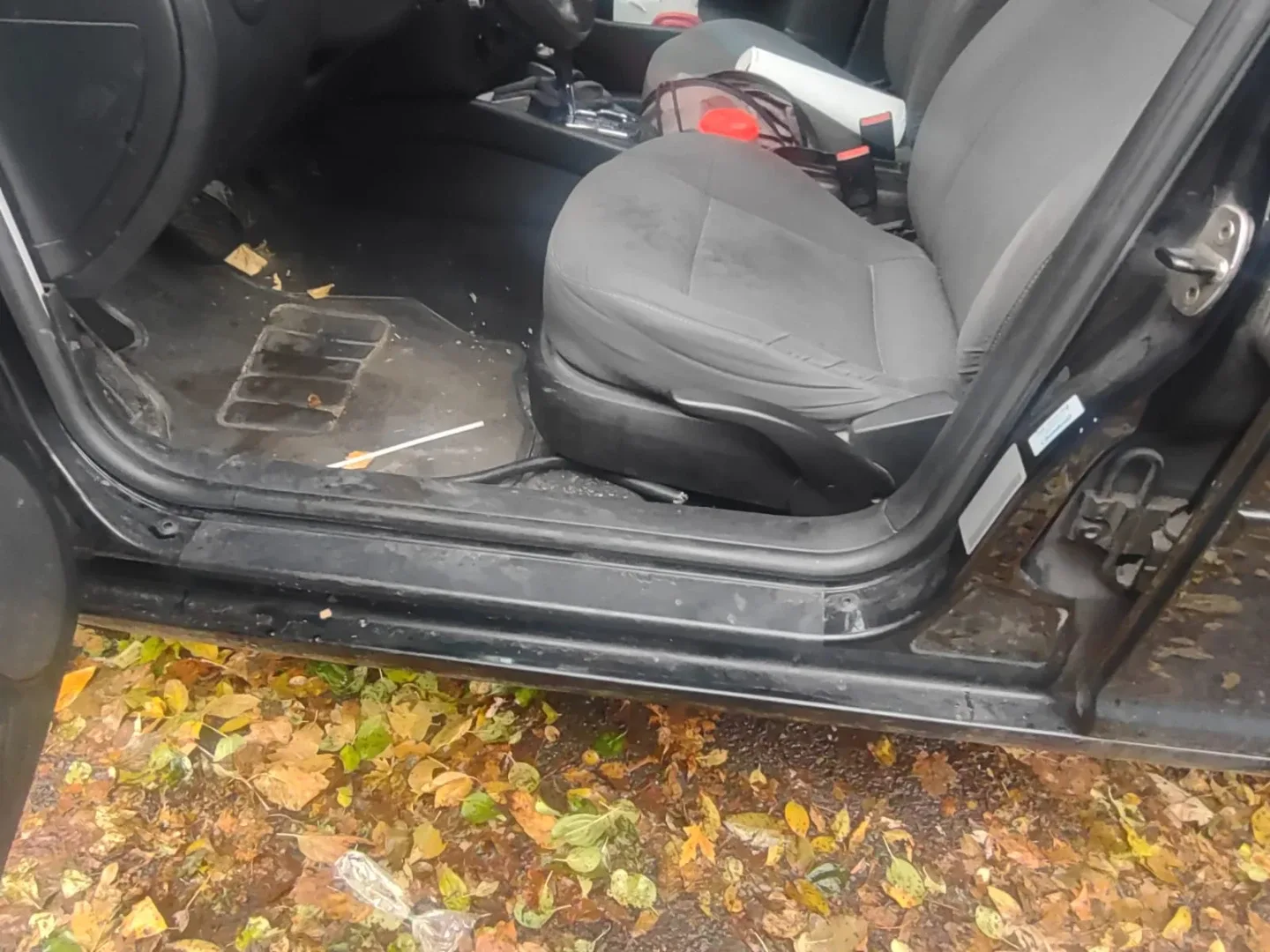 Volkswagen Golf City - Black image indicator(8)