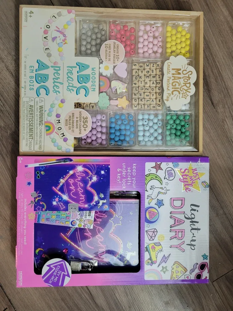 Light-Up Diary & Wooden Beads Kit