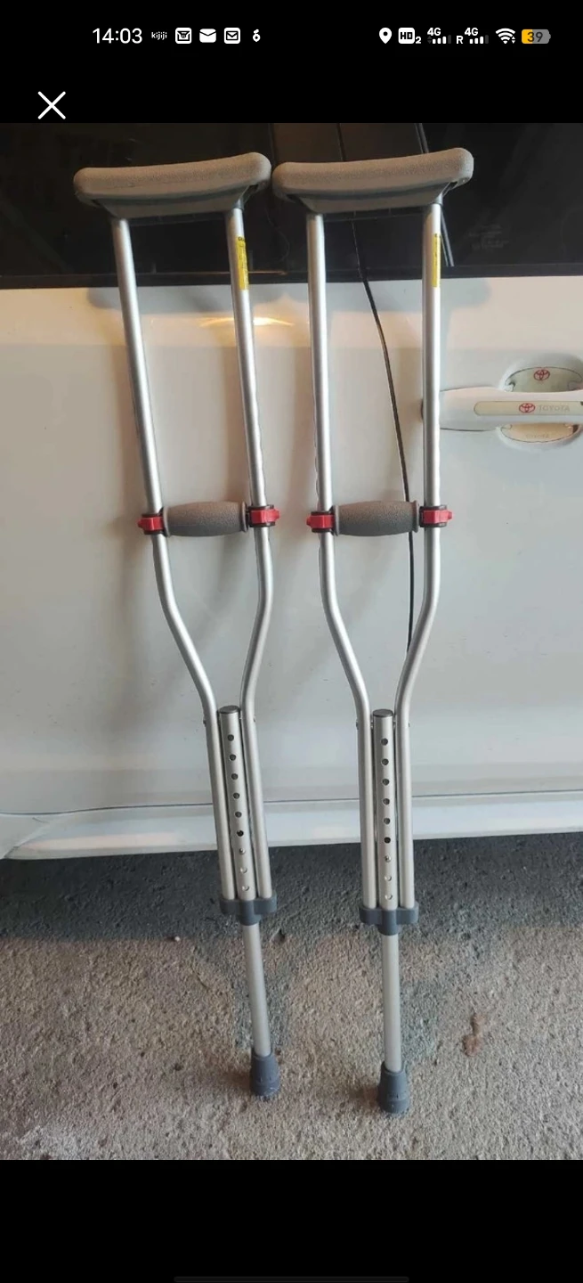Adjustable Aluminum Crutches - Pair
