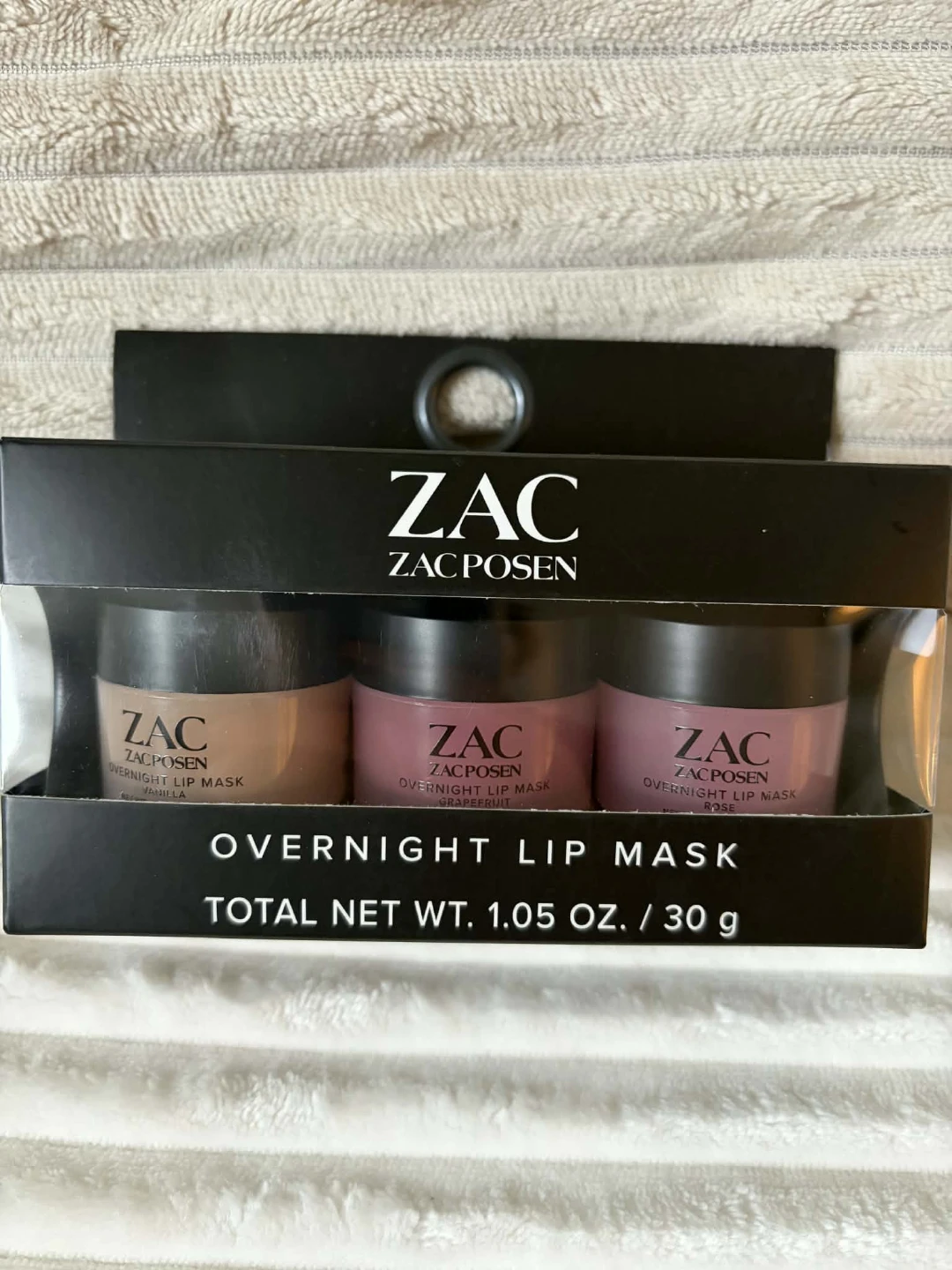 Zac Posen Lip Mask, Face Cover Blush & More - photo 4