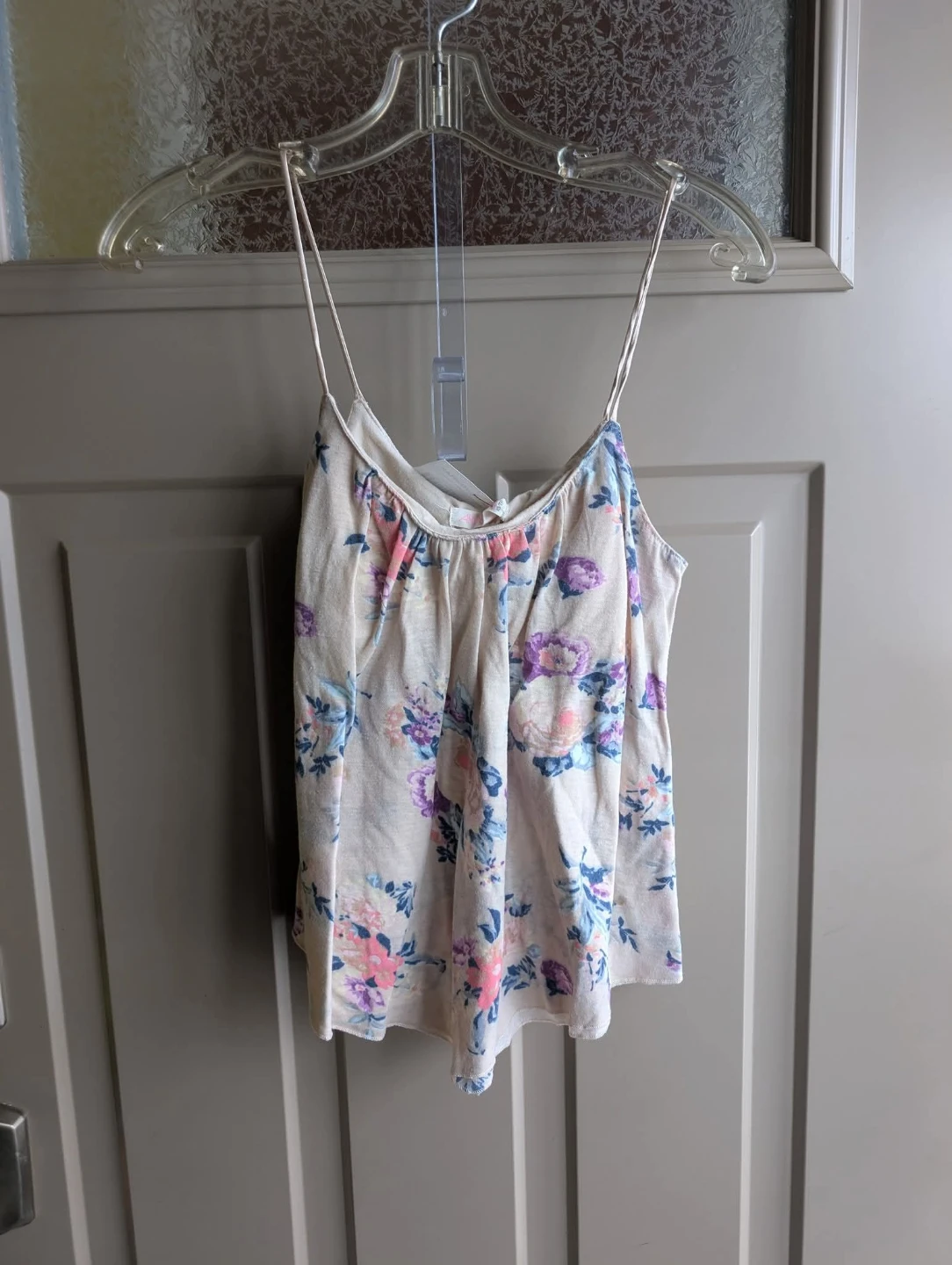 Womens sz xs tank tops $3 each