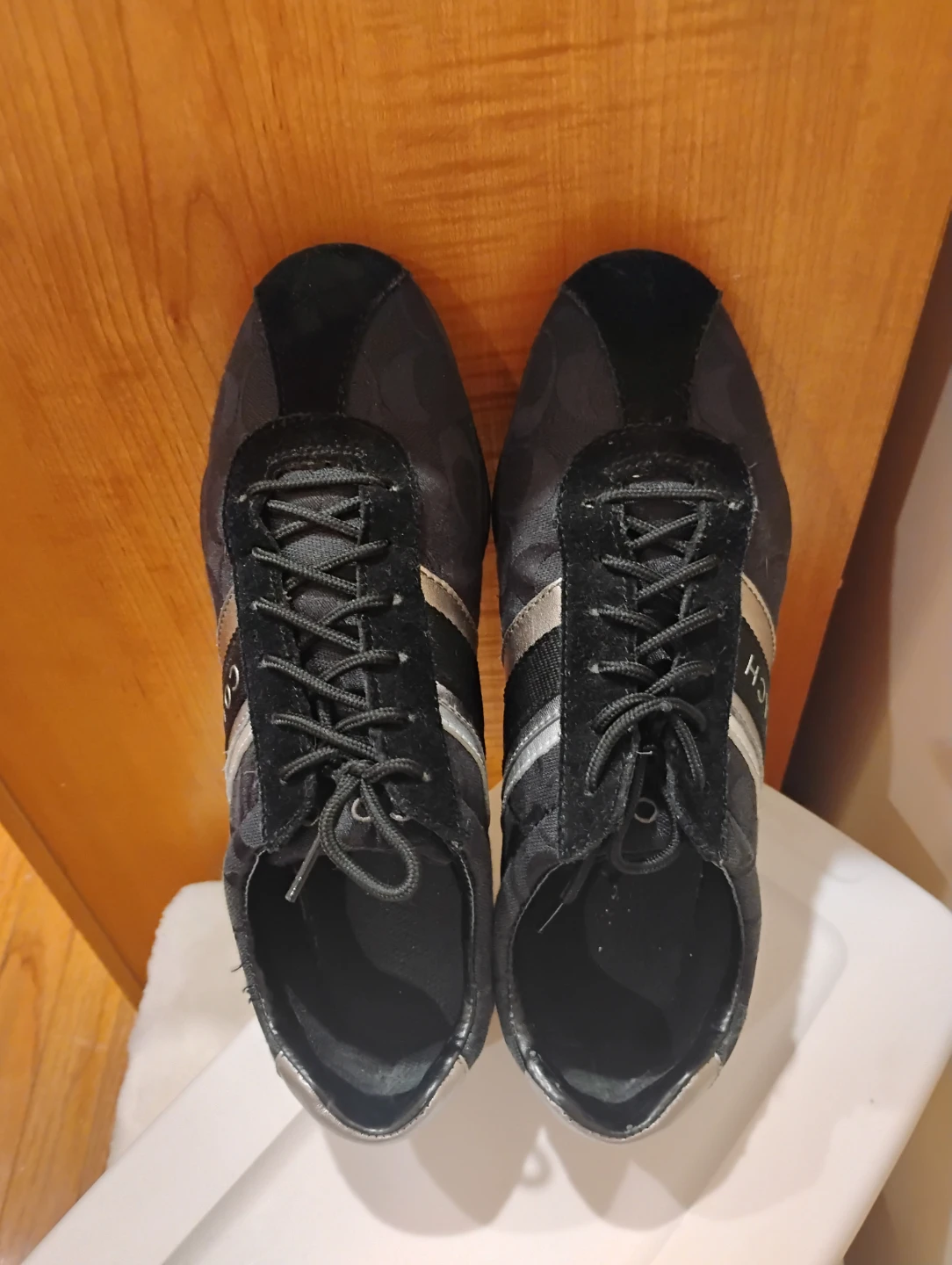 Coach Signature shoes with suede parts - photo 2
