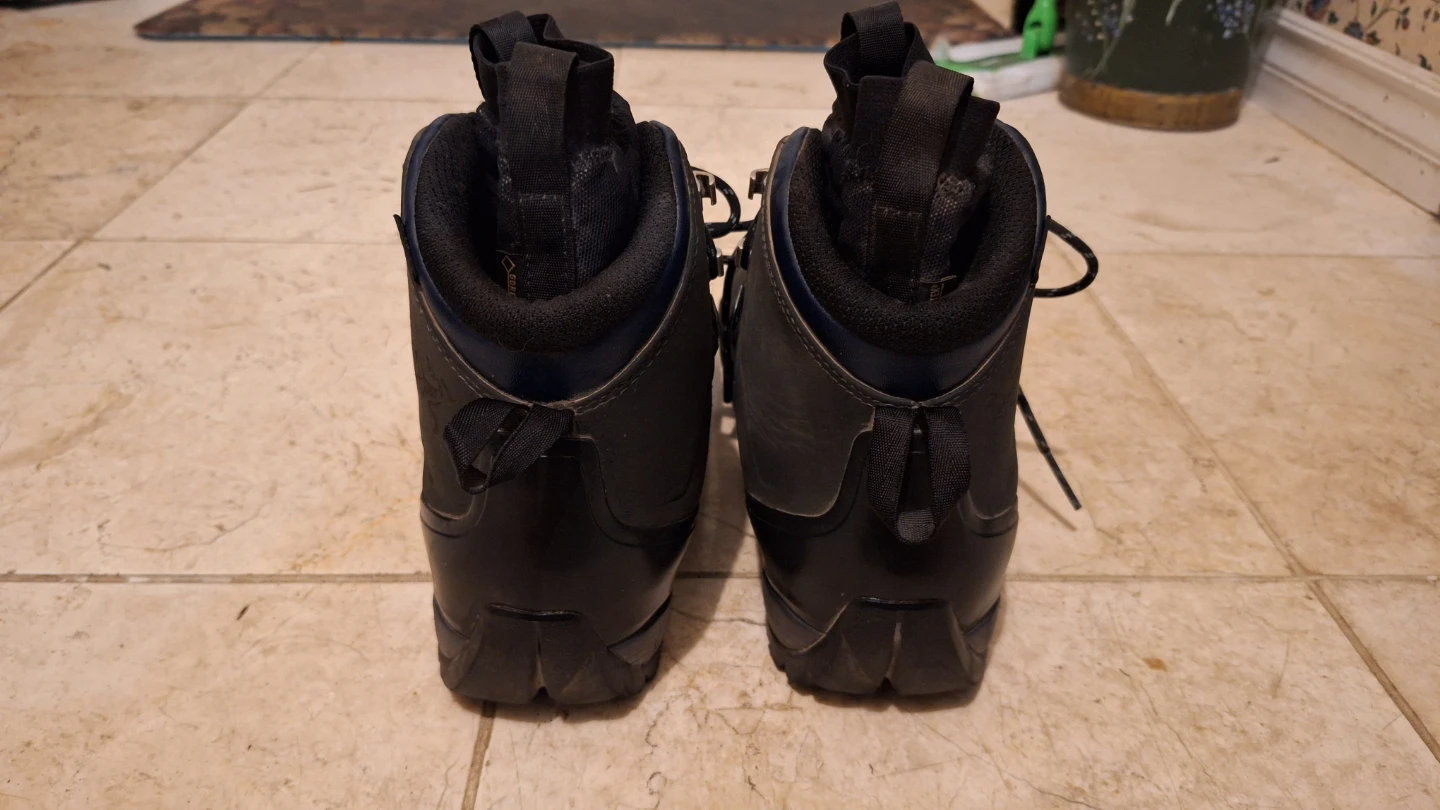 Arc'teryx Bora 2 Hiking Boots Sz 10 US - photo 2