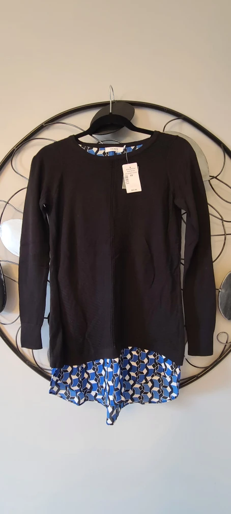 Ricki's Black Sweater - Sz. XS - photo 2
