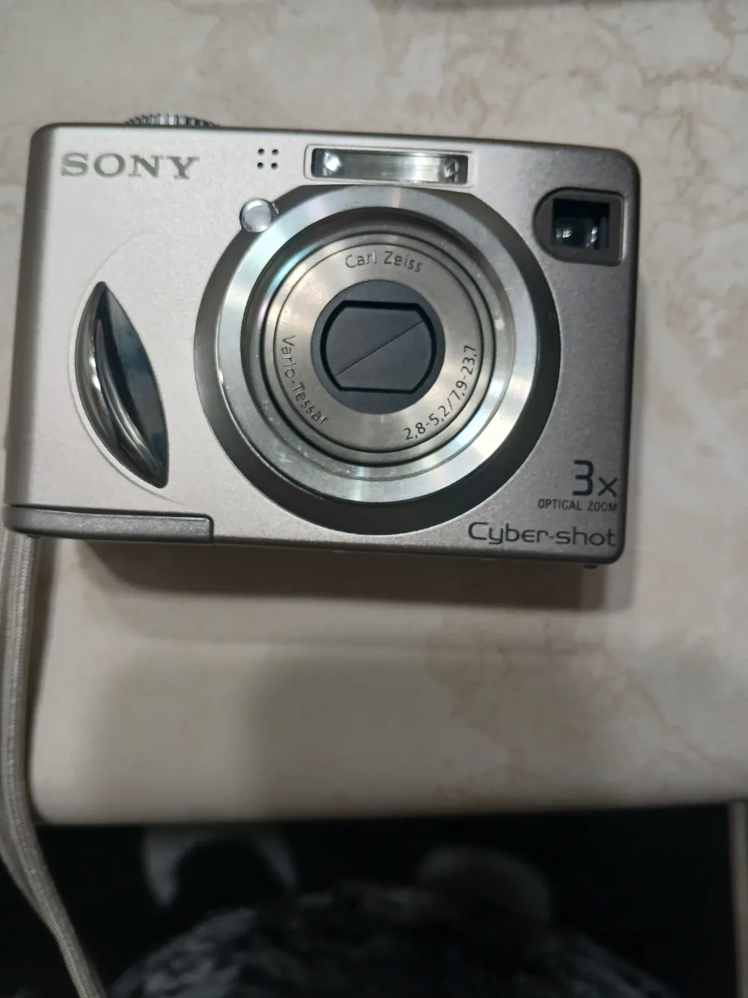 #cleanout Sony Cybershot Digital Camera image indicator(2)