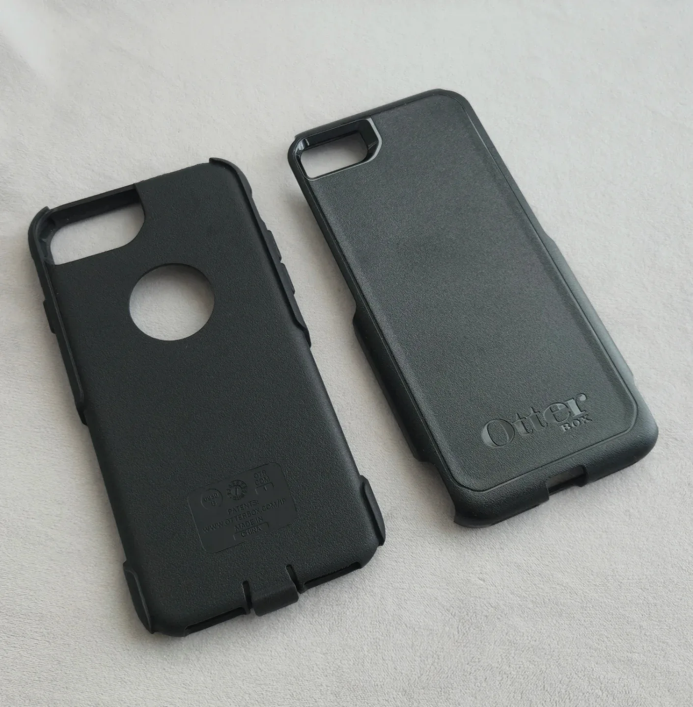 Otterbox  iPhone 7/8/SE Case - Black image indicator(4)
