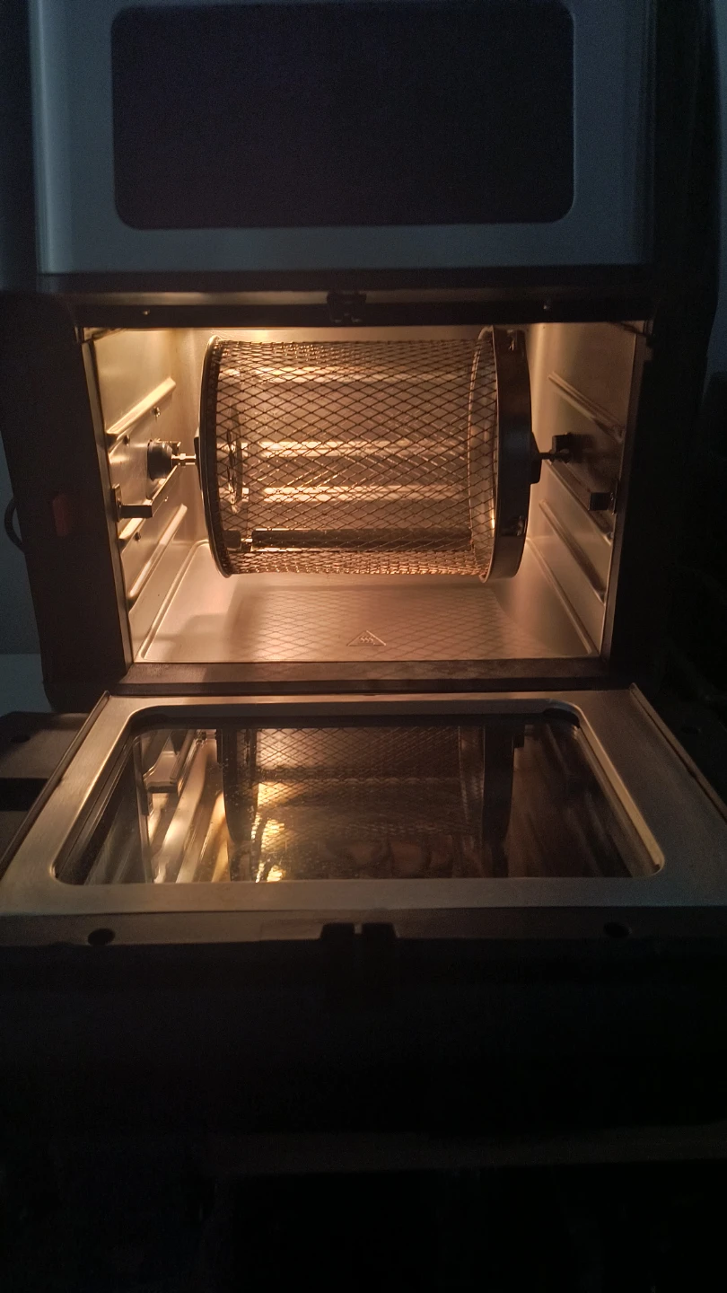 Air fryer oven and free gift - photo 2