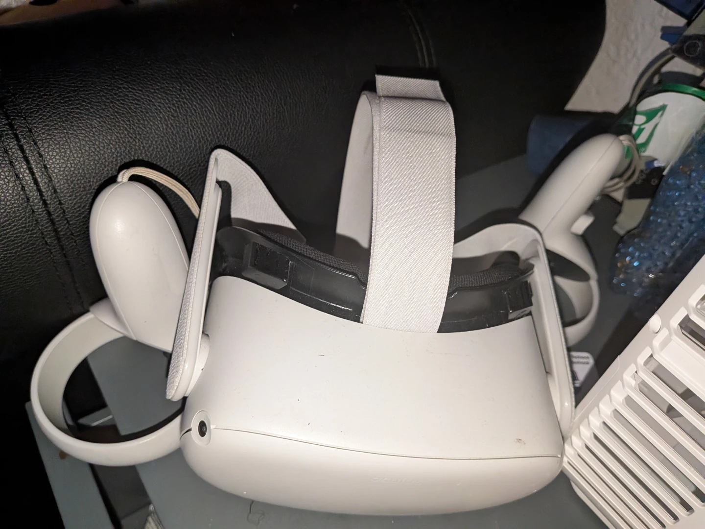 Meta Quest 2 VR Headset READ DESCRIPTION