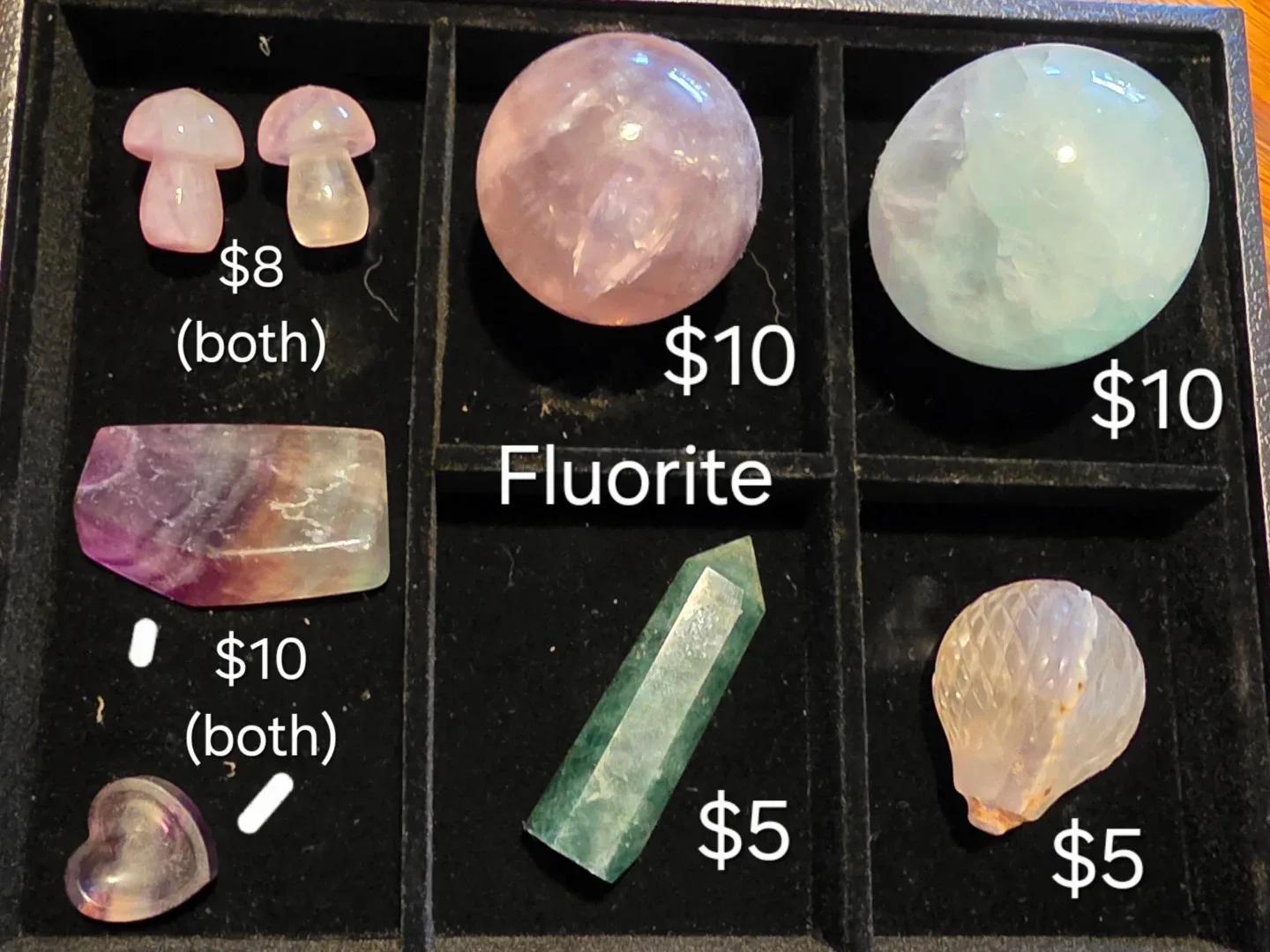 Assorted Crystals and Stones image indicator(3)