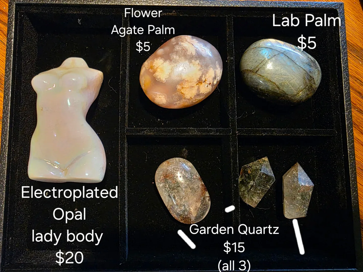 Assorted Crystals and Stones image indicator(6)