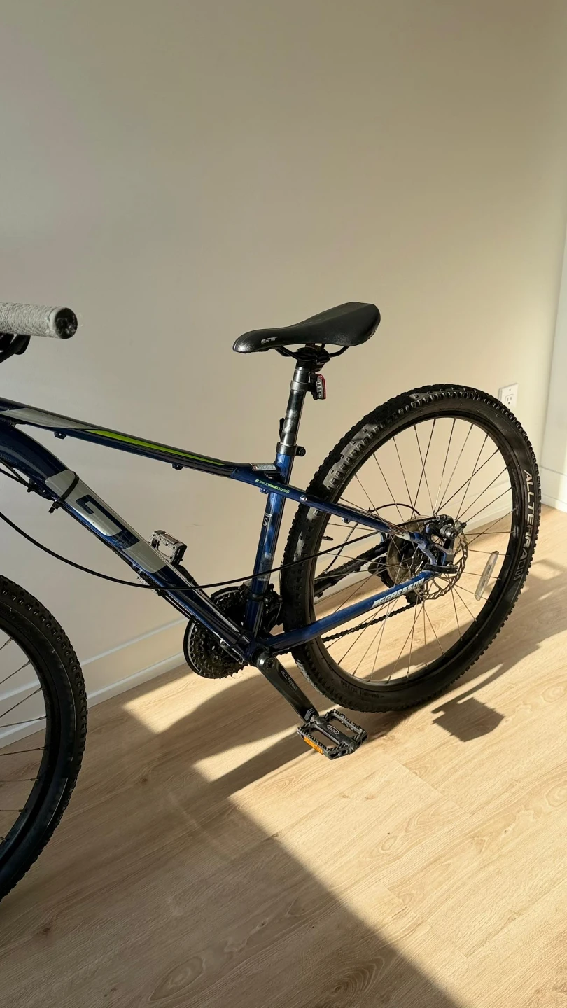 GT Aggressor Mountain Bike - Blue - photo 2