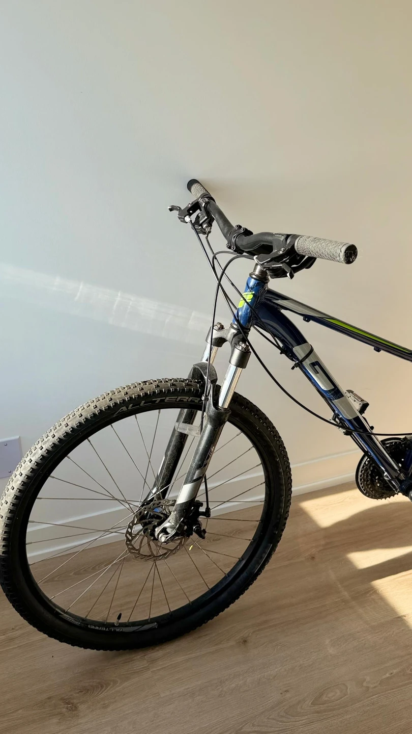 GT Aggressor Mountain Bike - Blue - photo 3