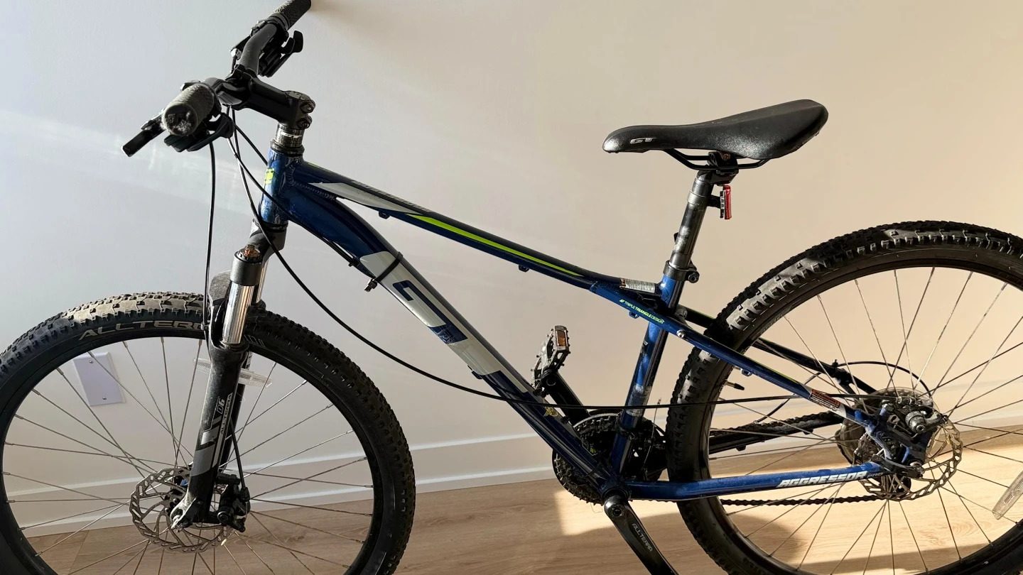 GT Aggressor Mountain Bike - Blue - photo 5