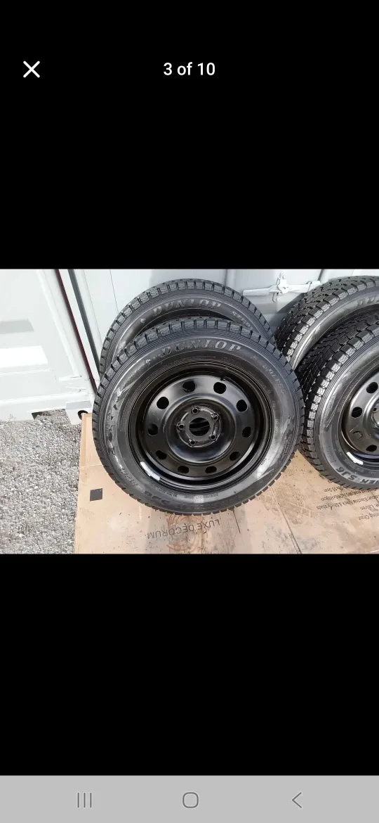 Set of 4 DUNLOP winter tires rims  (225 65 17) pattern (5×127)