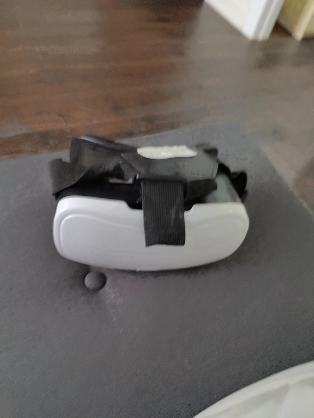 onn. Virtual Reality Smartphone Headset - photo 3