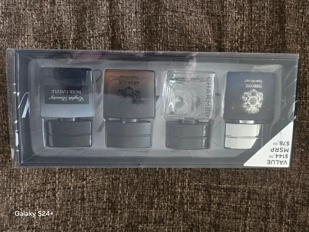 English Laundry Collection Eau De Parfum Set - NEW image indicator(2)