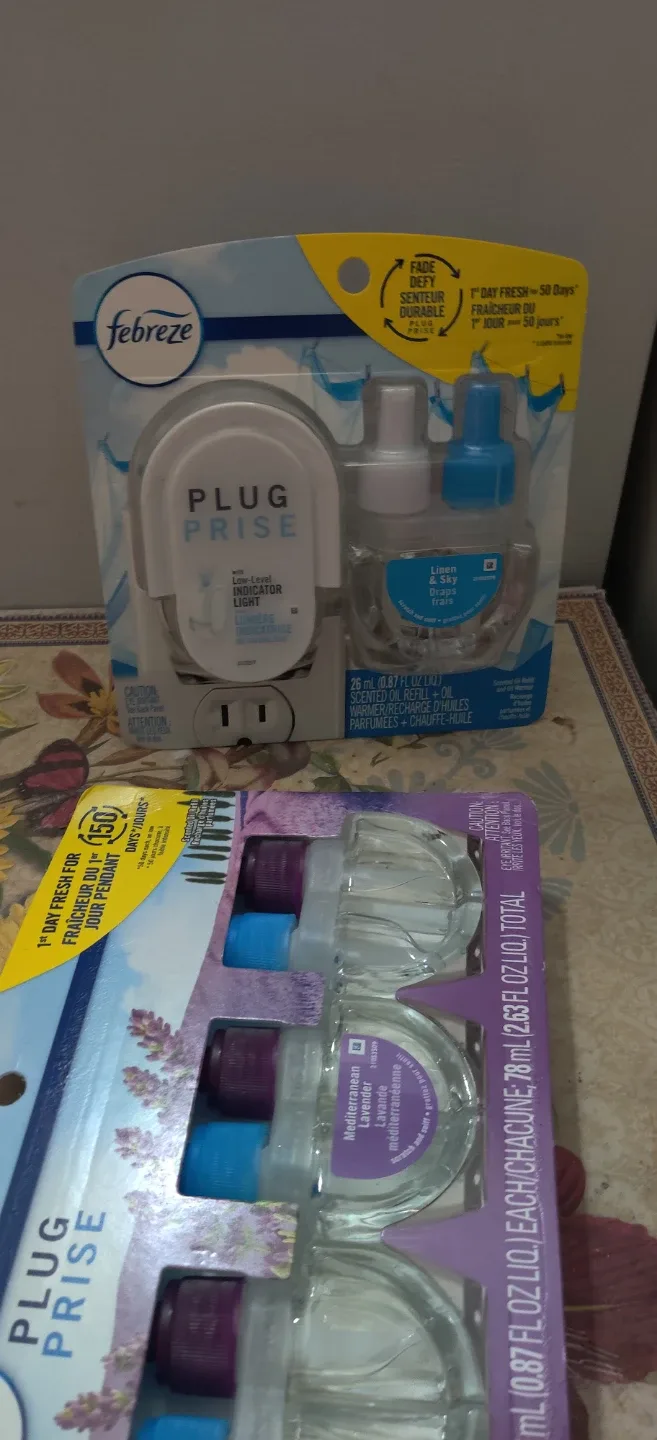Febreze Plug-In  and Scented Oil Refills