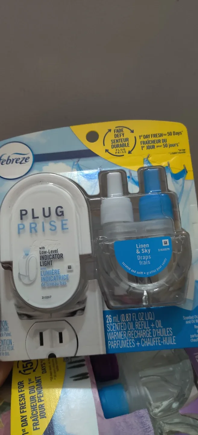 Febreze Plug-In  and Scented Oil Refills image indicator(3)