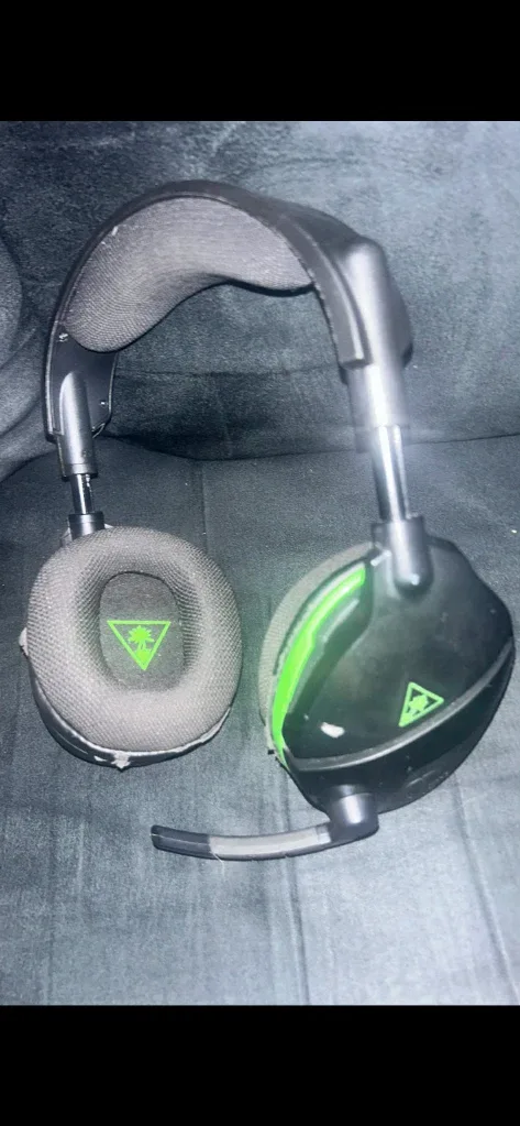 Turtle Beach Recon 70 Gaming Headset - Black/Green image indicator(2)