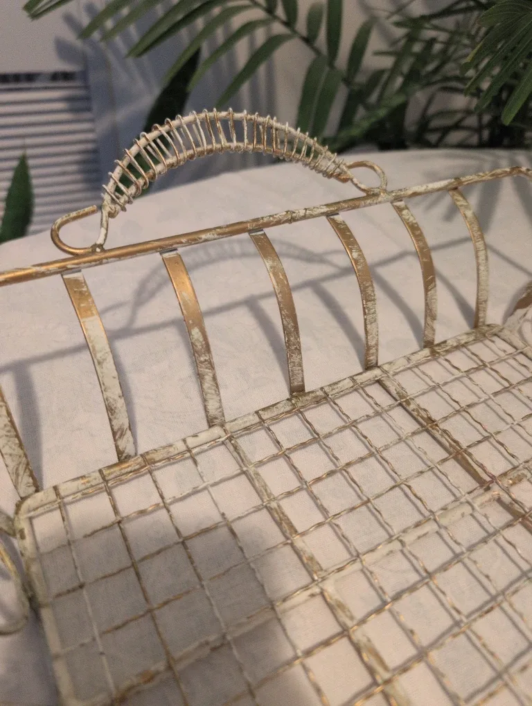 Decorative Wire Basket - 18 Inches - Gold /White Wash #cleanout image indicator(4)