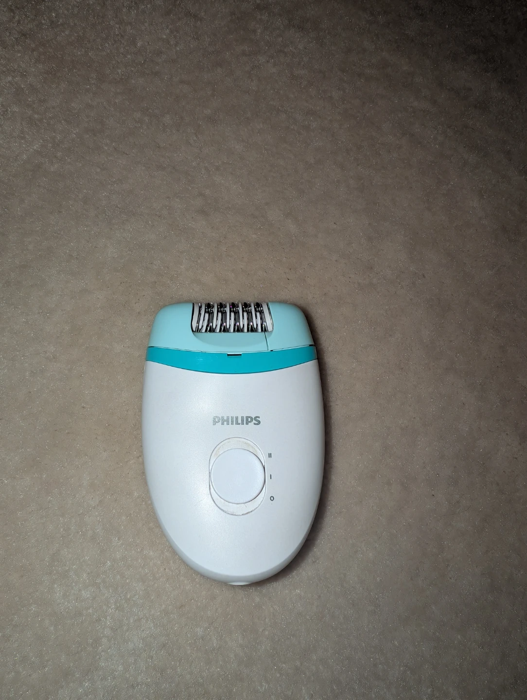 Philips BRE241/00 Satinelle Essential Epilator - photo 2