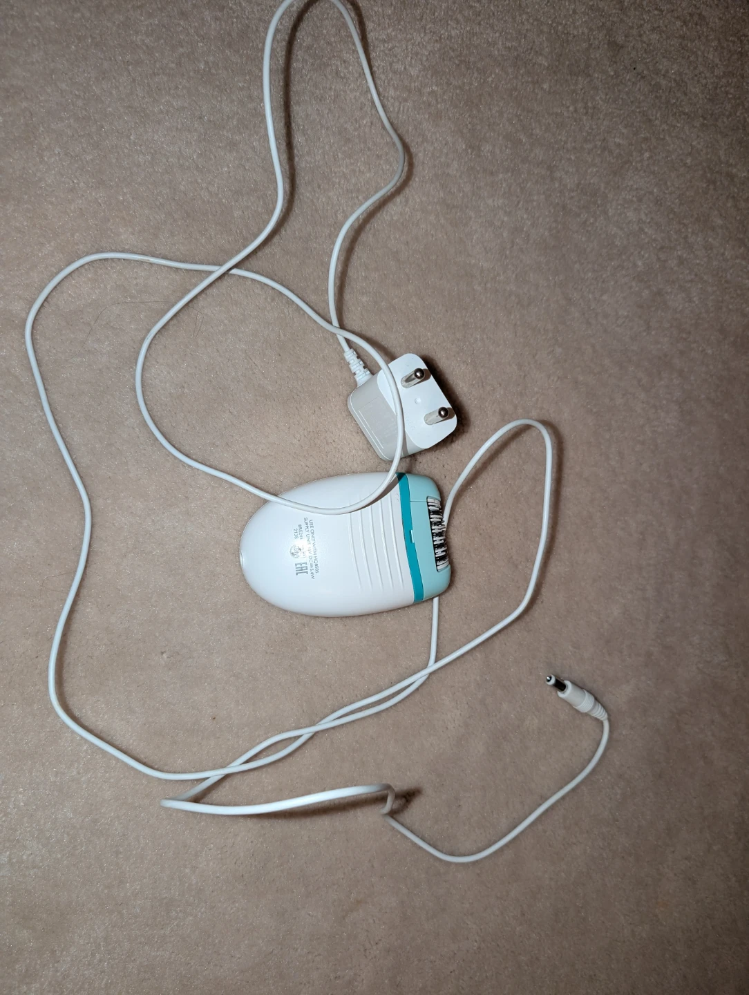 Philips BRE241/00 Satinelle Essential Epilator - photo 4