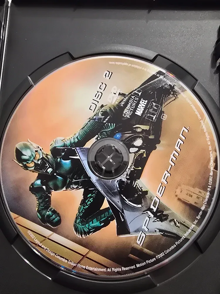 Spider-Man Limited Edition DVD Collector's Gift Set image indicator(9)