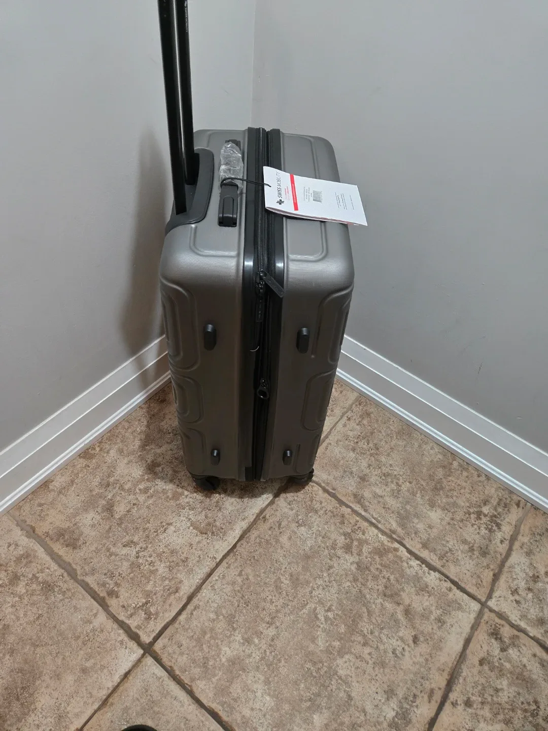 Medium Hardside Luggage - New! image indicator(3)