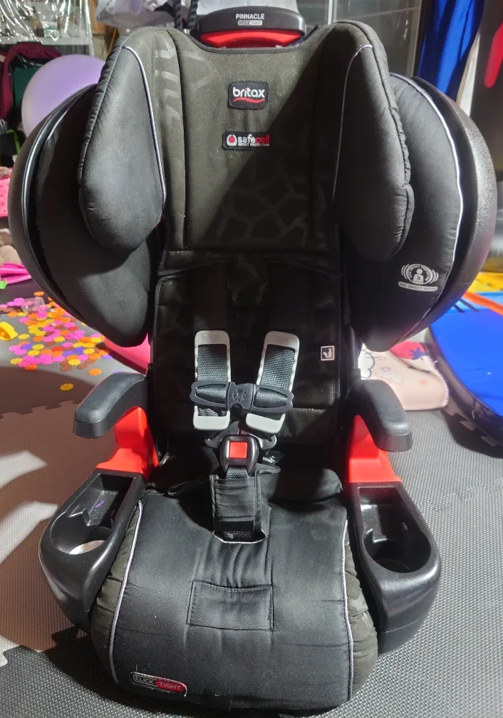 Britax Pinnacle ClickTight Car Seat