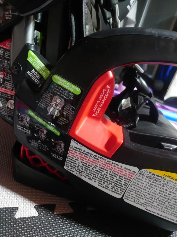 Britax Pinnacle ClickTight Car Seat image indicator(3)