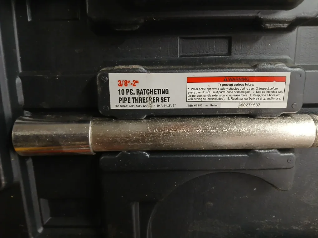 3/8"-2" 10 PC. Ratcheting Pipe Threader Set image indicator(2)