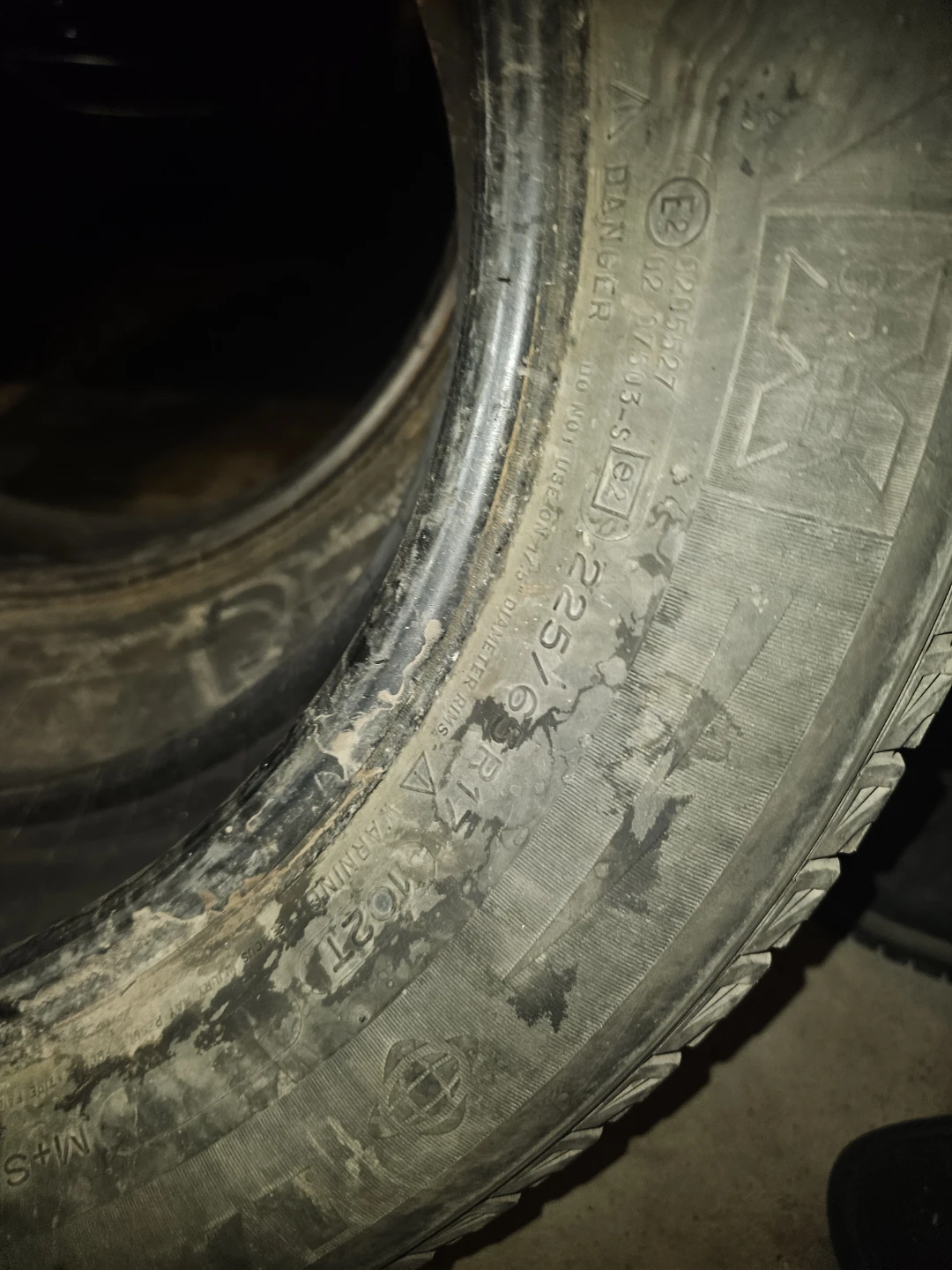 2X225/65R17  mechelin latitude ice x winter tires only 2