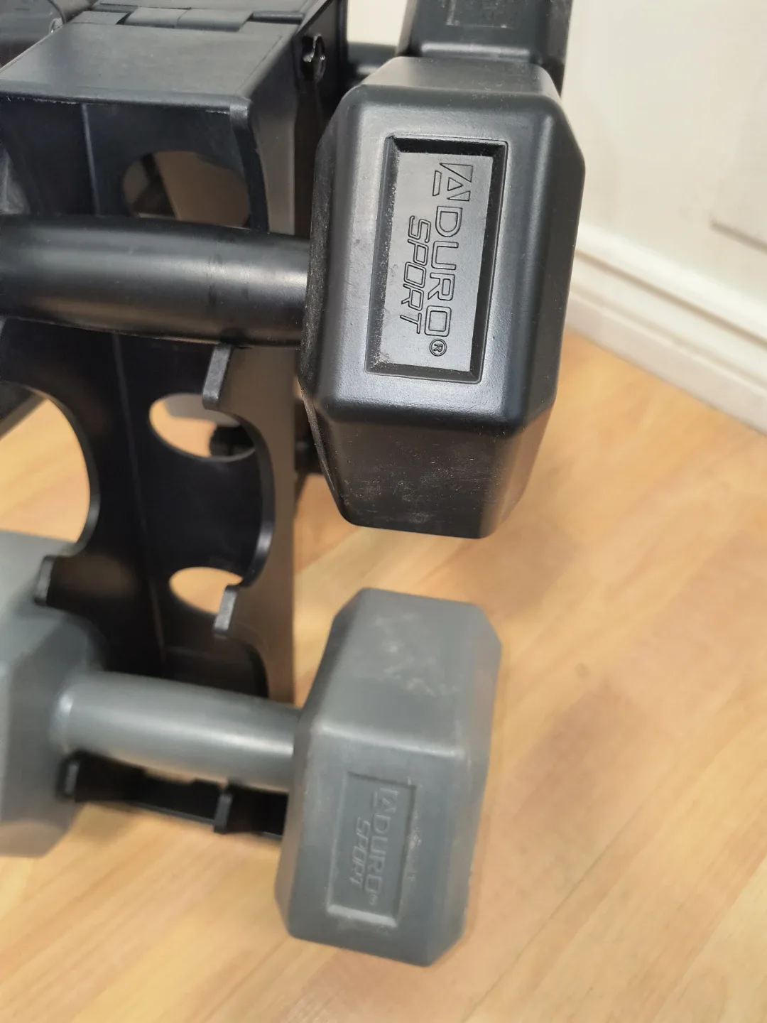 Aduro Sport Dumbbell Set with Rack - 7.5lb & 10lb image indicator(4)