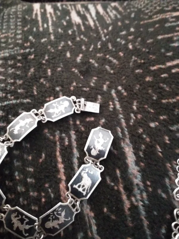 Vintage Siam Sterling Silver Bracelet image indicator(4)