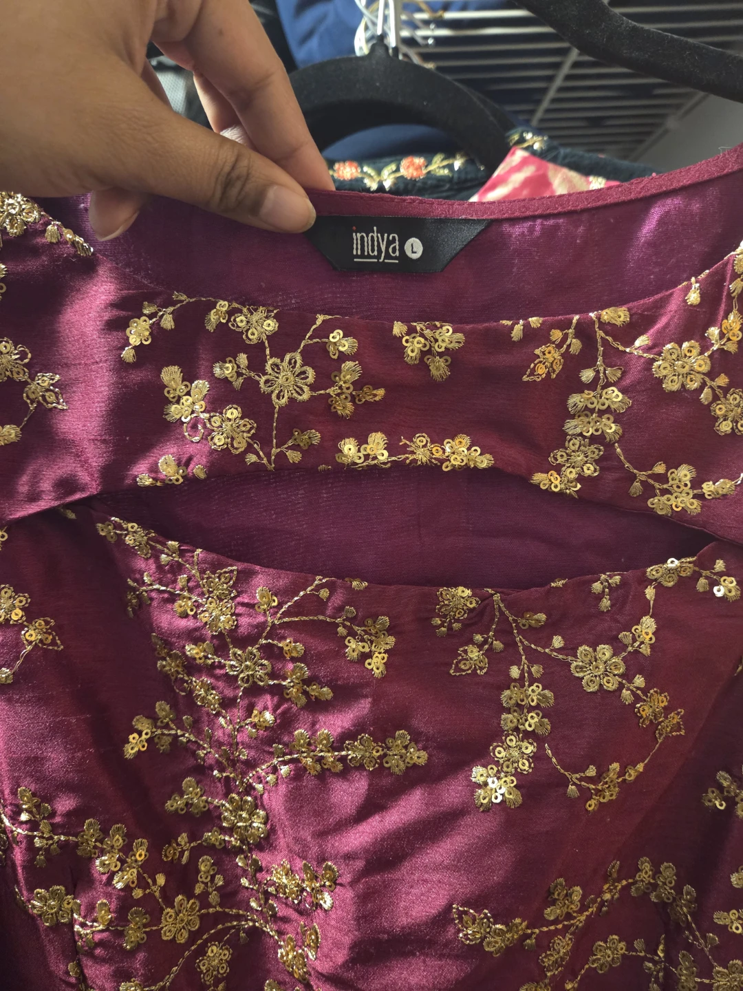 Indya Kurti, Size L, Maroon/Dark Purple with Gold Embroidery - photo 3