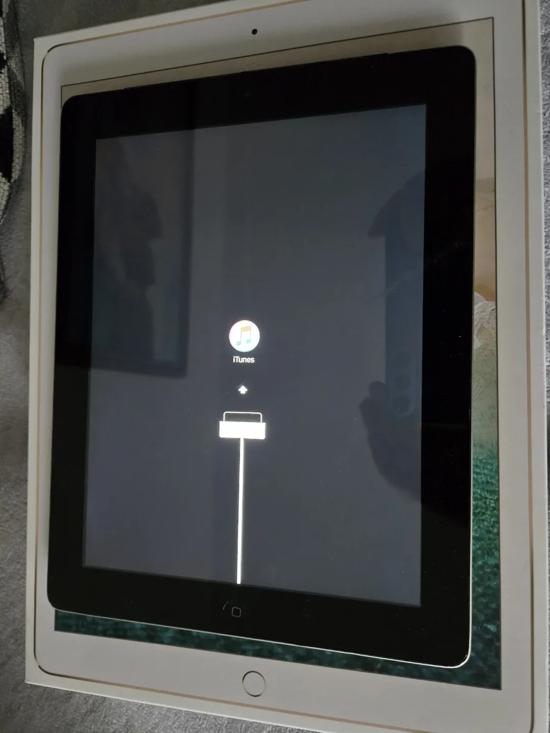 Apple iPad 2- A1396