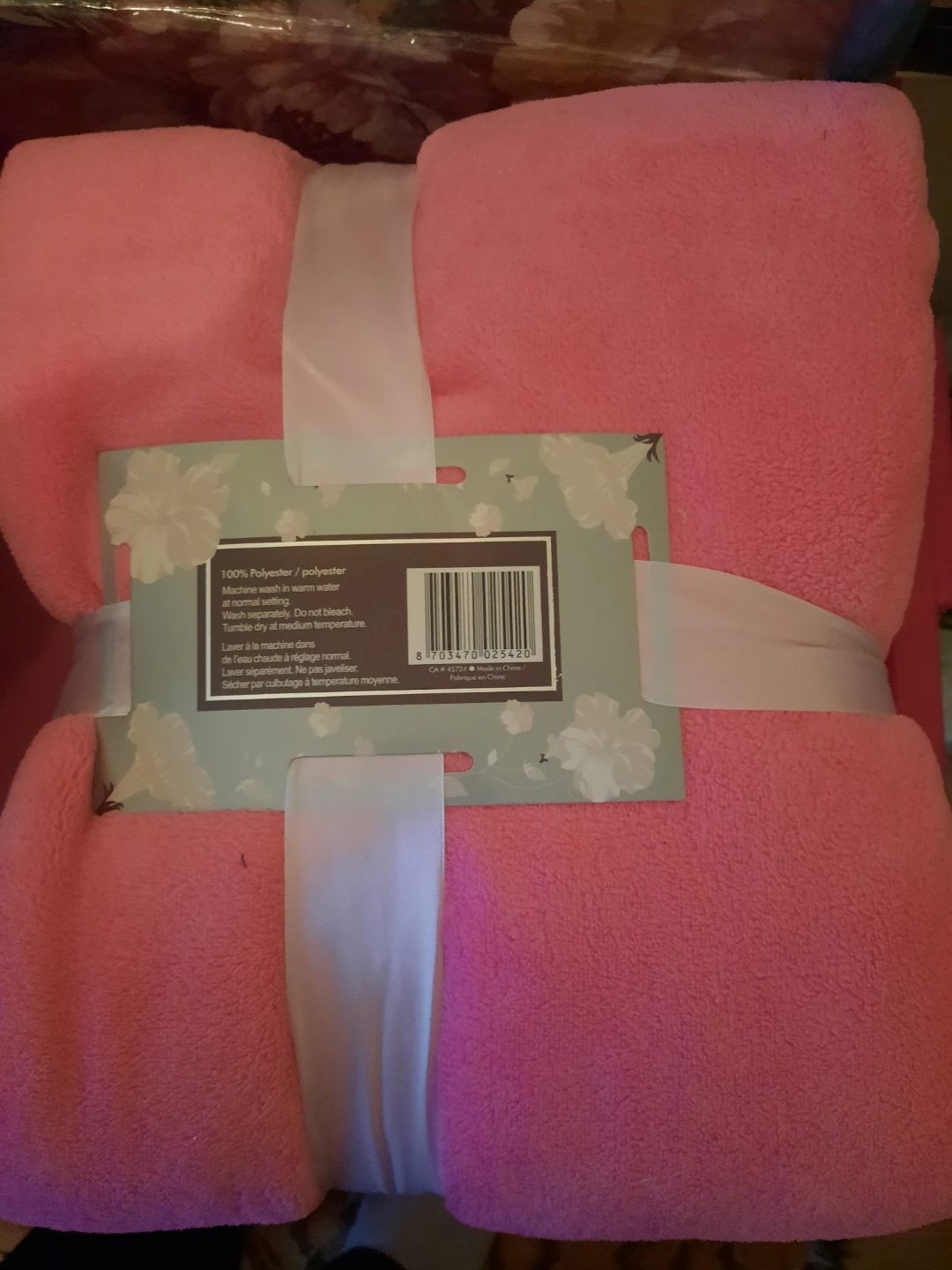 Bellisimo Coral Throw Blanket - 50"x60" - Brand New - photo 2