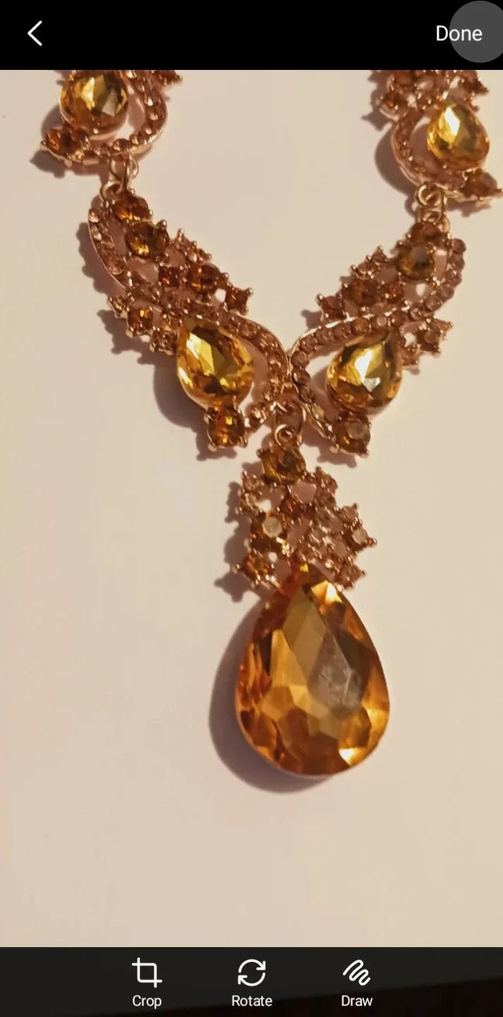 NEW !! Gorgeous Statement Necklace