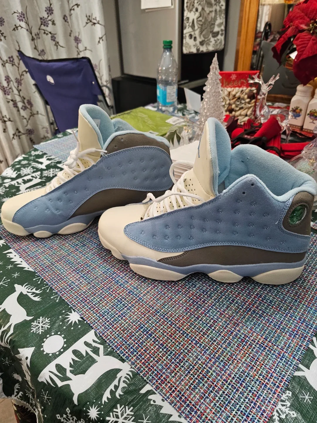 Air Jordan 13 Retro Powder Blue Size 9.5 image indicator(3)
