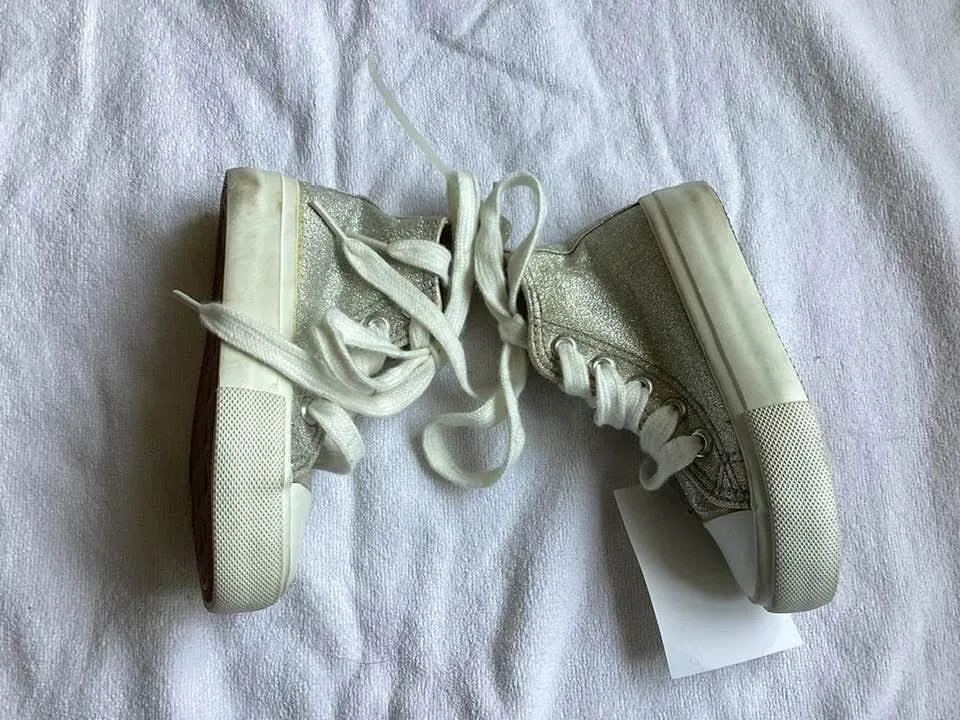 Baby girls sz 6 shoes & sandals image indicator(6)