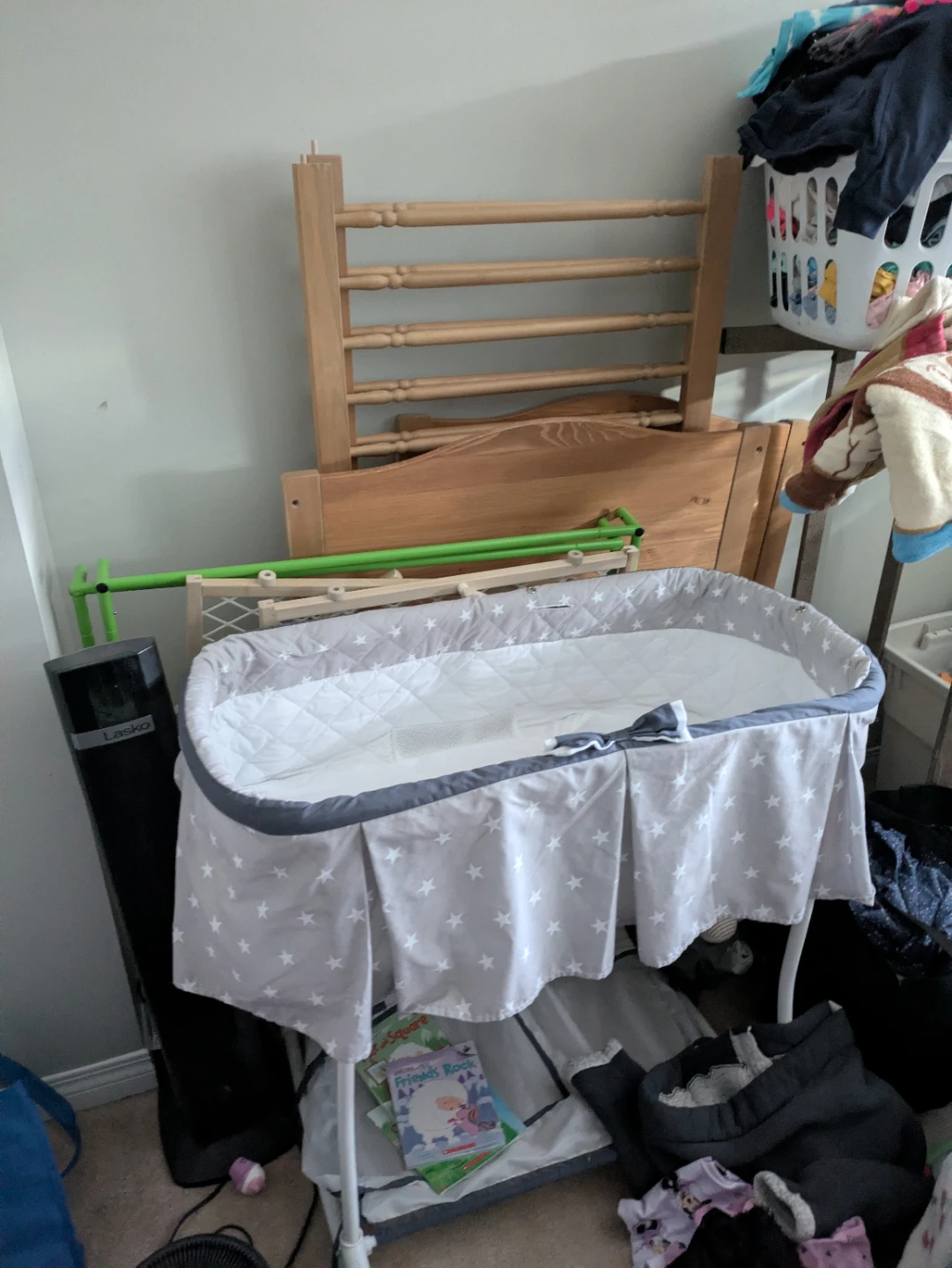 # Clean-out Bassinet - Star Pattern - photo 2