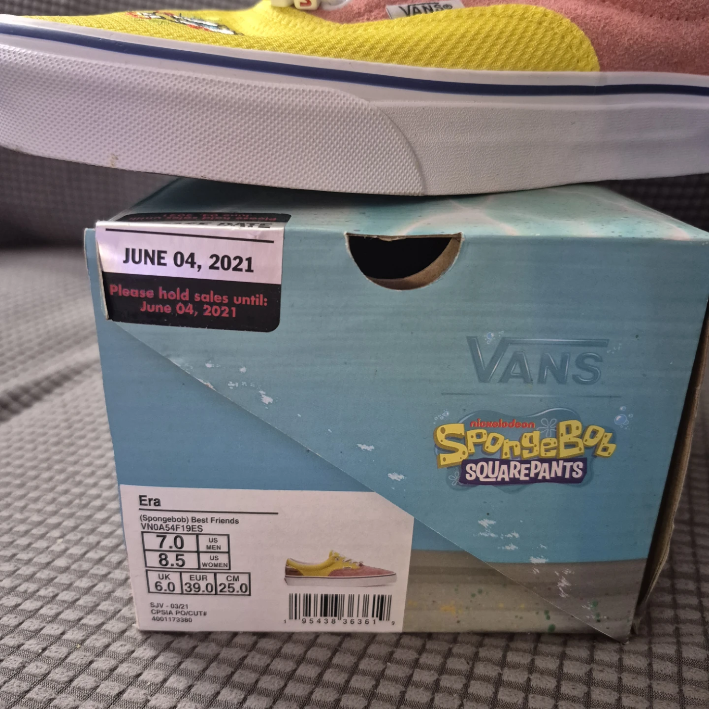 Vans Era SpongeBob Best Friends Shoes, Size 7 - photo 3