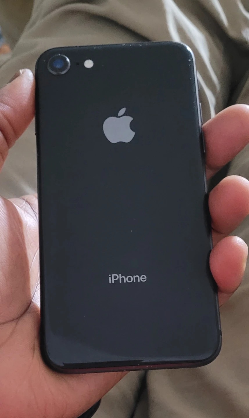 Apple iPhone 8 - Black - photo 2